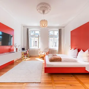  Apartment Bunter Hund - Balkon, Zentral, Geraeumig